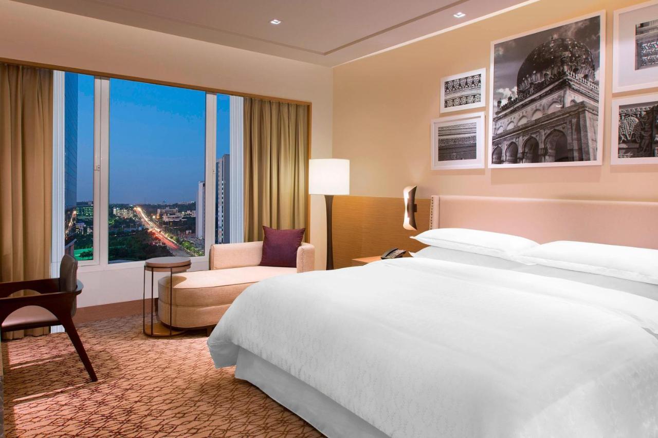 Sheraton Hyderabad Hotel Esterno foto