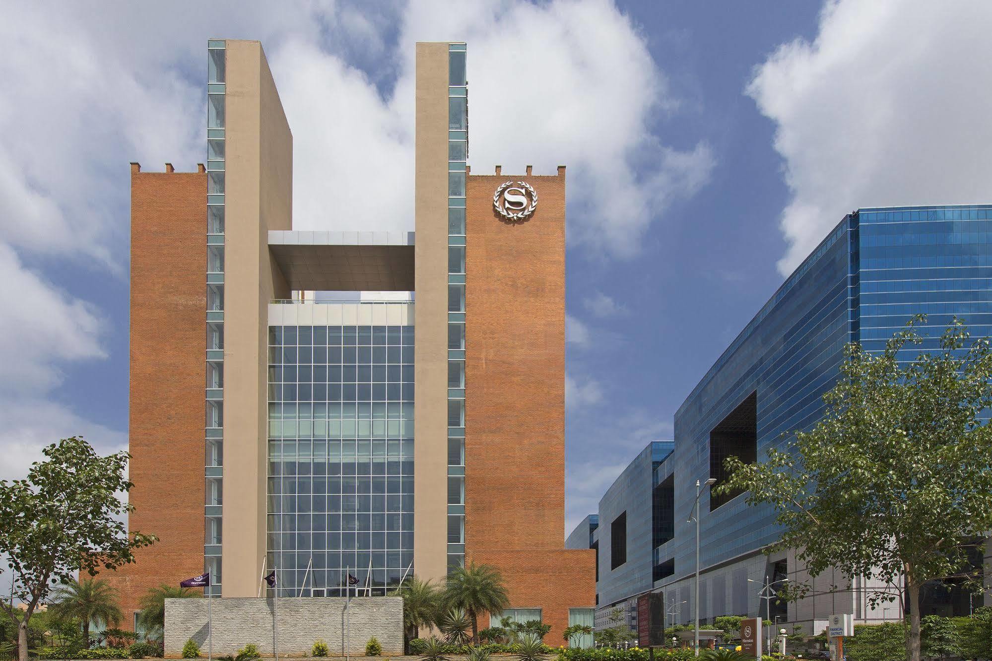 Sheraton Hyderabad Hotel Esterno foto